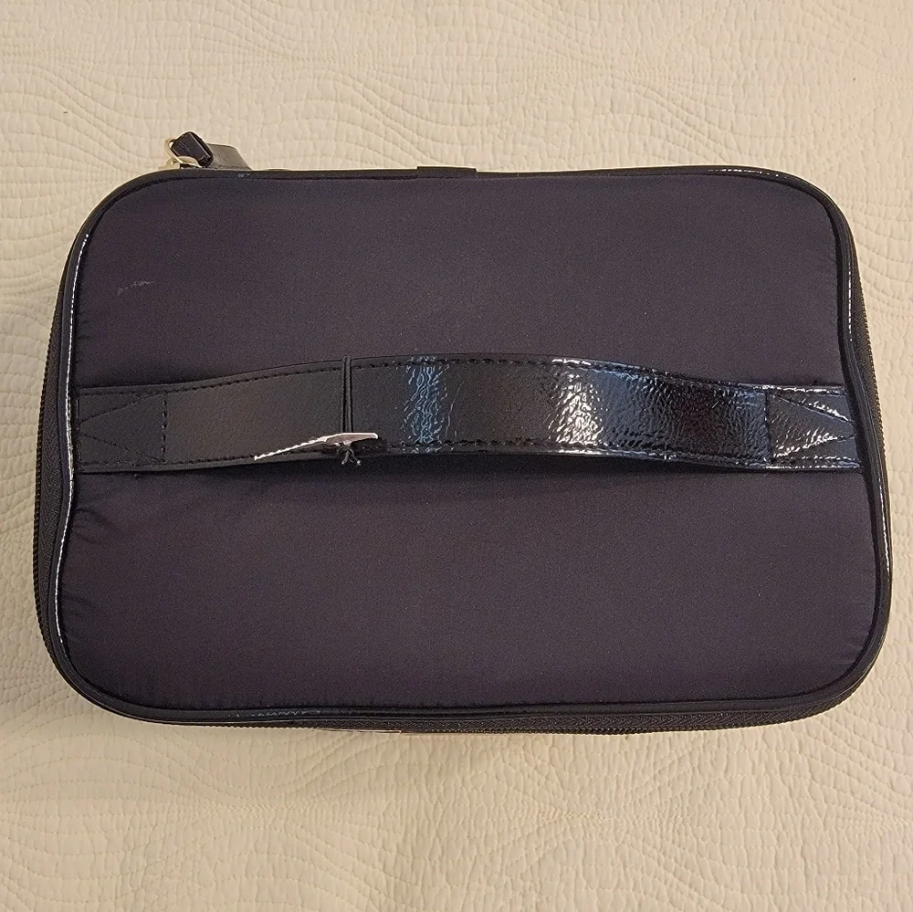 NEW Victoria's Secret Cosmetics Travel Case